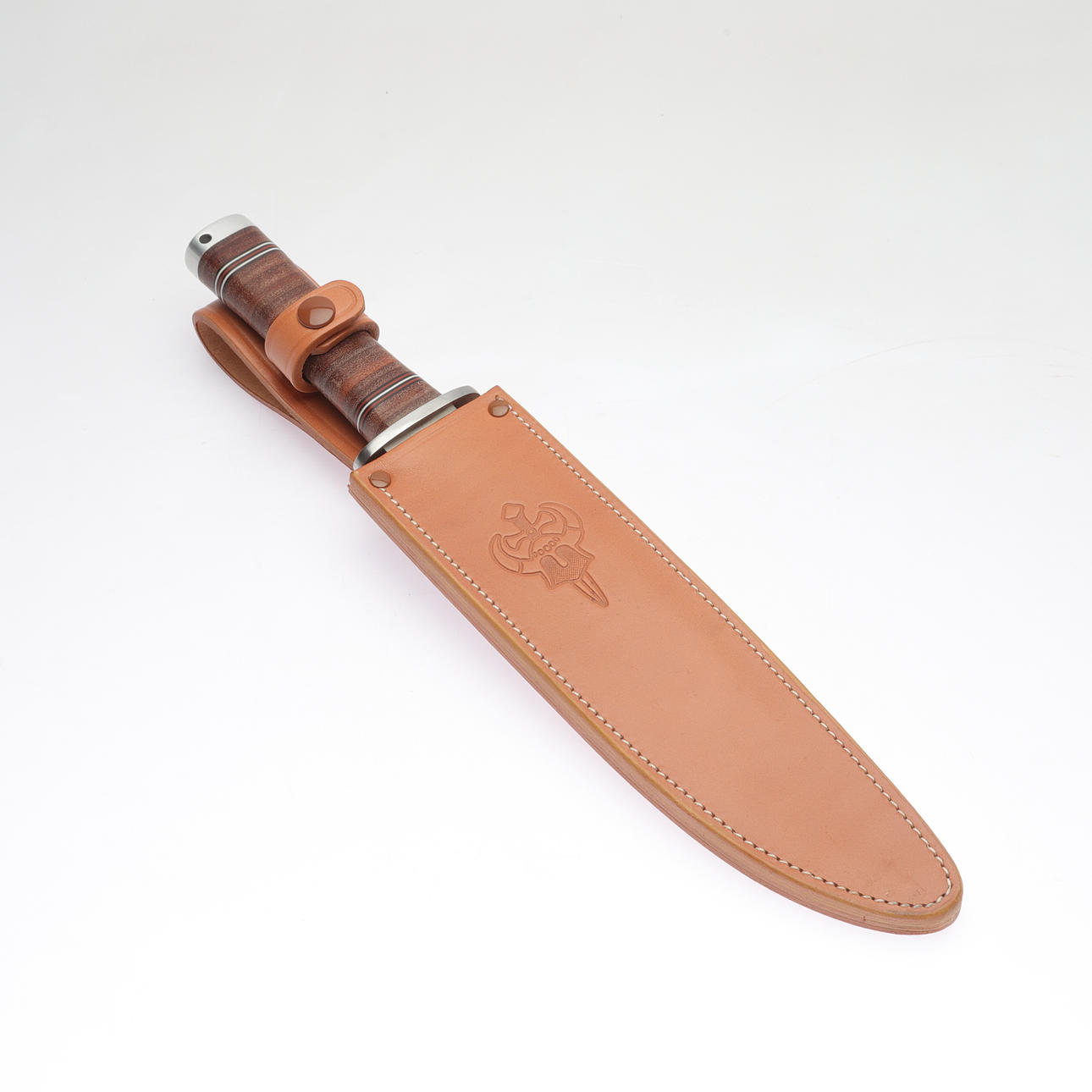 KNIV, Fällkniven "tor", Sverige.