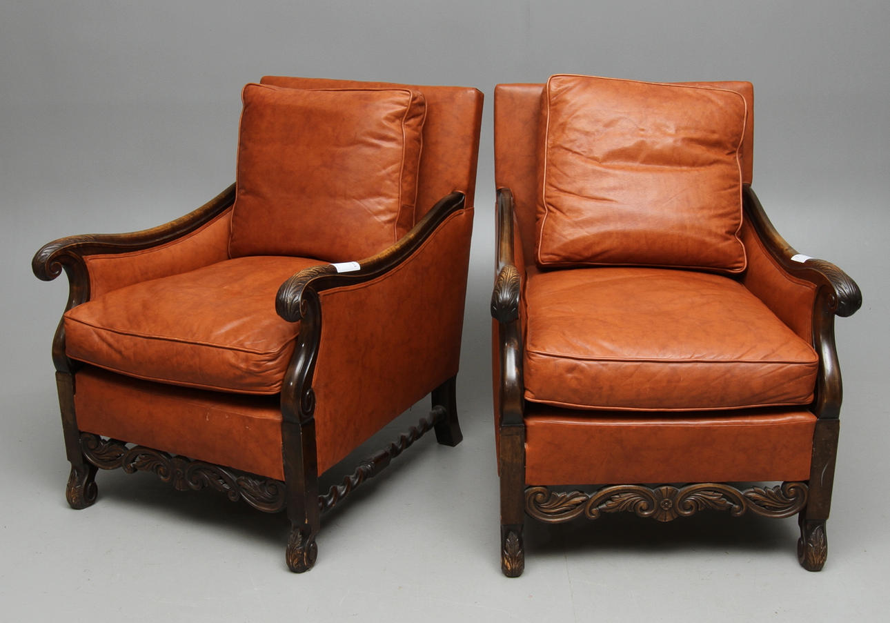 FÅTÖLJER, 1 par, barockstil, 1900-tal.