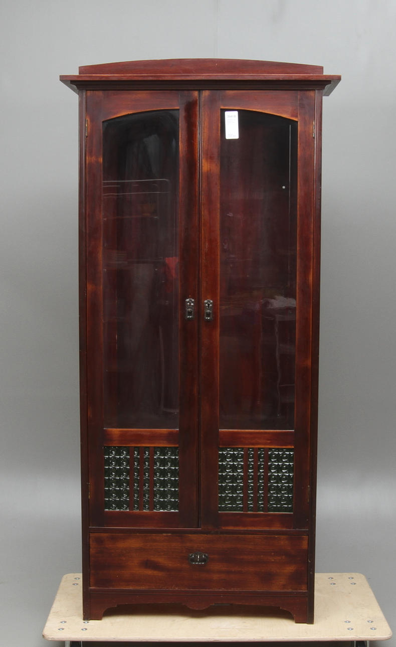 BOKSKÅP, med glasdörrar, Jugend, 1900-tal.