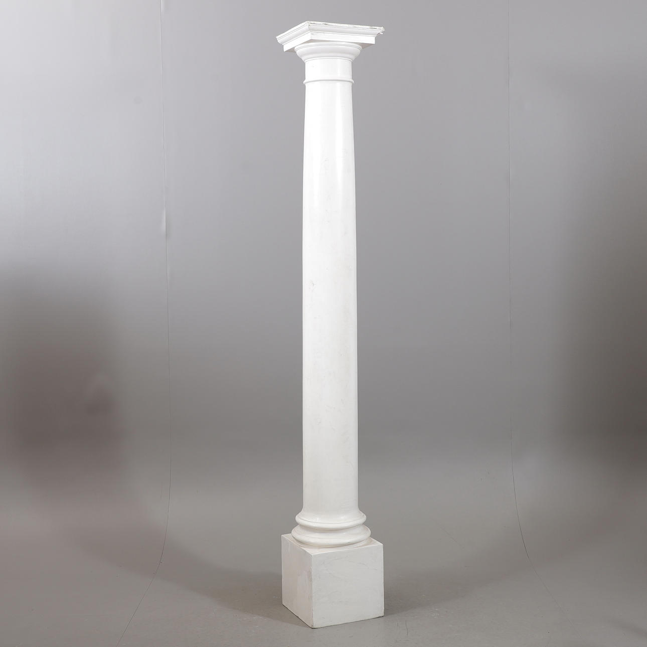 KOLONN, glasfiber/plast, 1900-talets andra hälft.