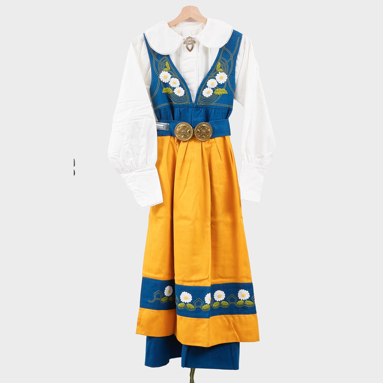 FOLKEDRAGT, Svensk kostume, Medium.