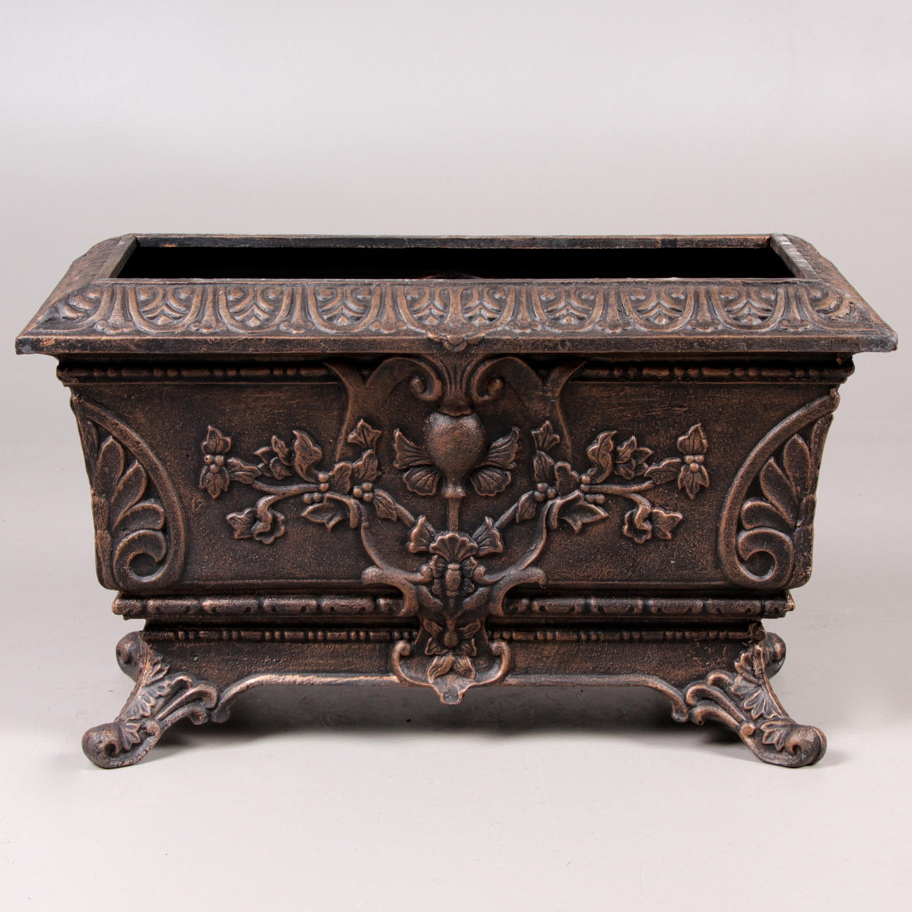 BLOMLÅDA, gjutjärn, patinerad, samtida.