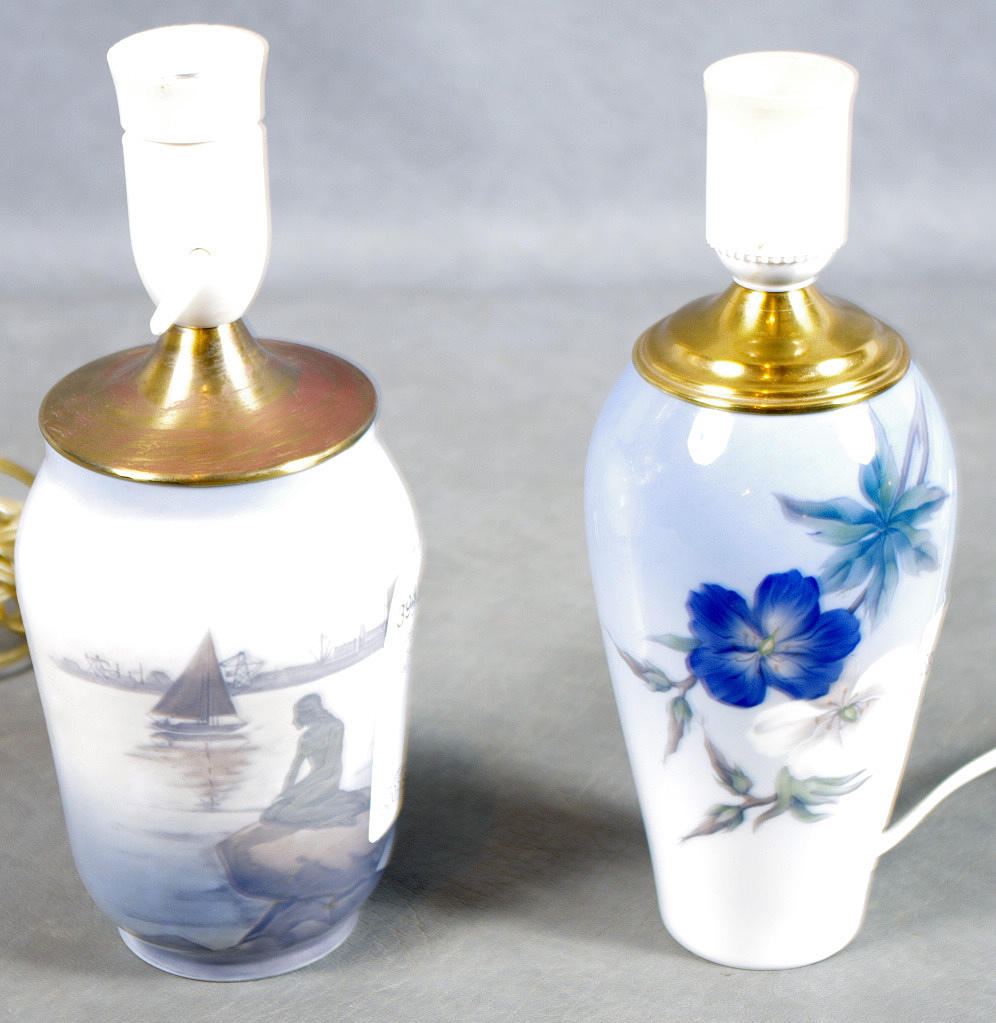 BORDSLAMPOR, 2 st, porslin, Kunglig Dansk.