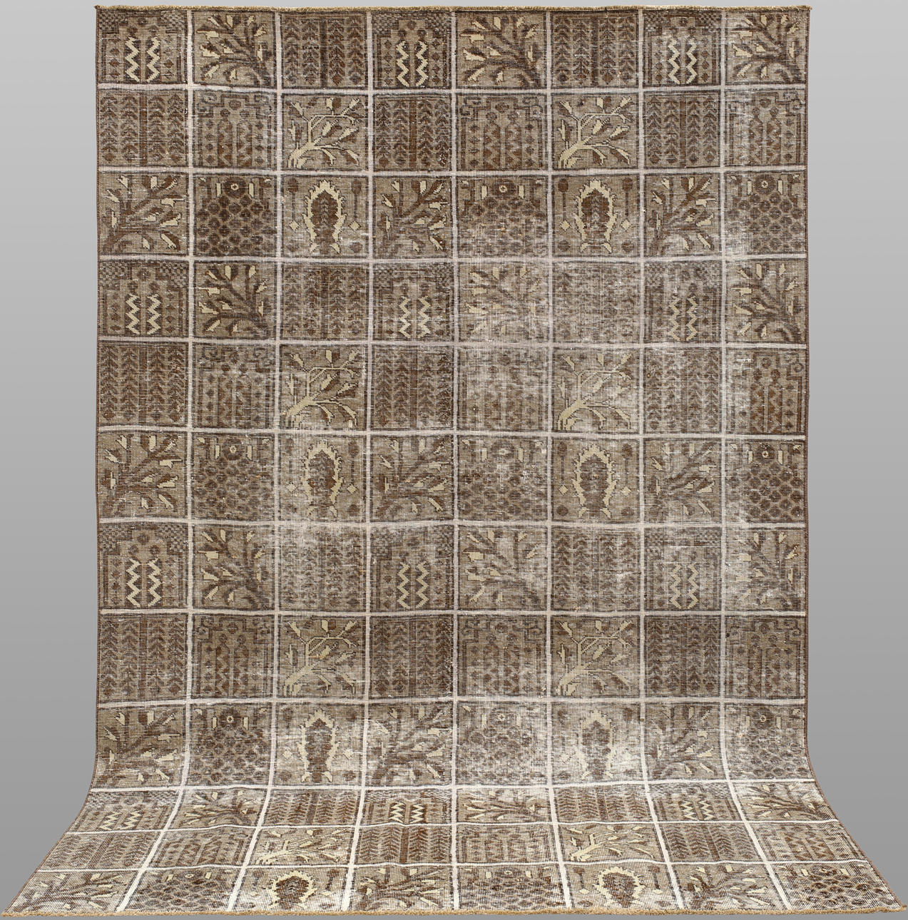 ORIENT-MATTO. Vintage, 300 x 200 cm.