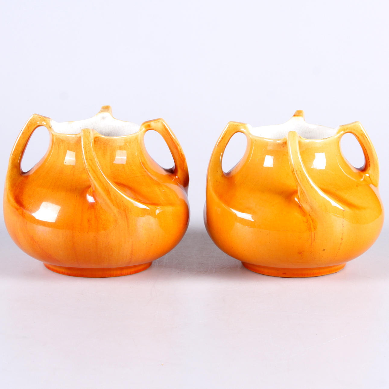 VASER, ett par, flingods, jugend, Alf Wallander, Rörstrand, 1900-talets första hälft.