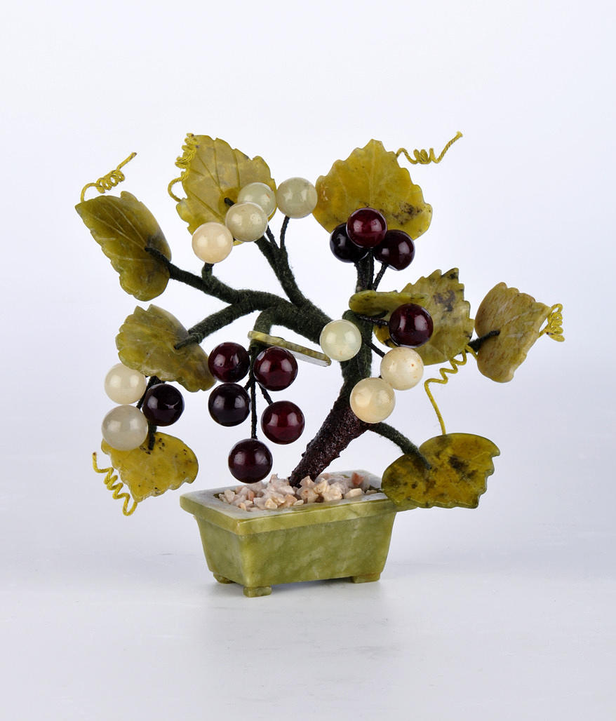 JADE-FIGUR. kina 1900-tal.