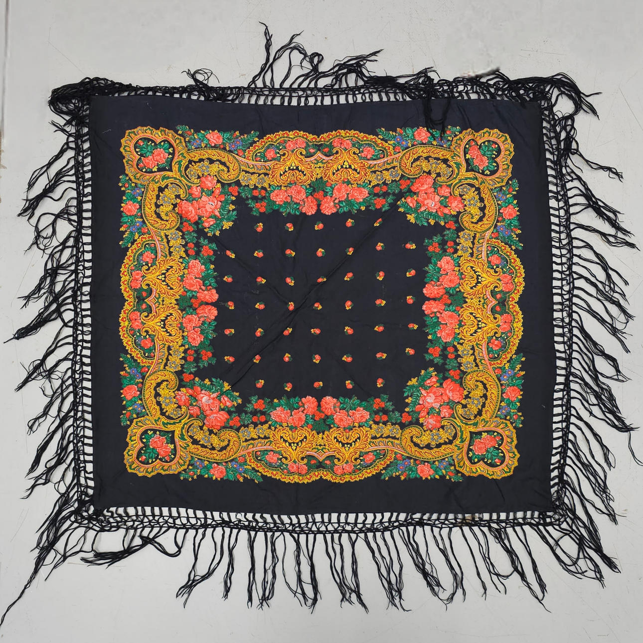 SMALL PRINTED COTTON SHAWL.