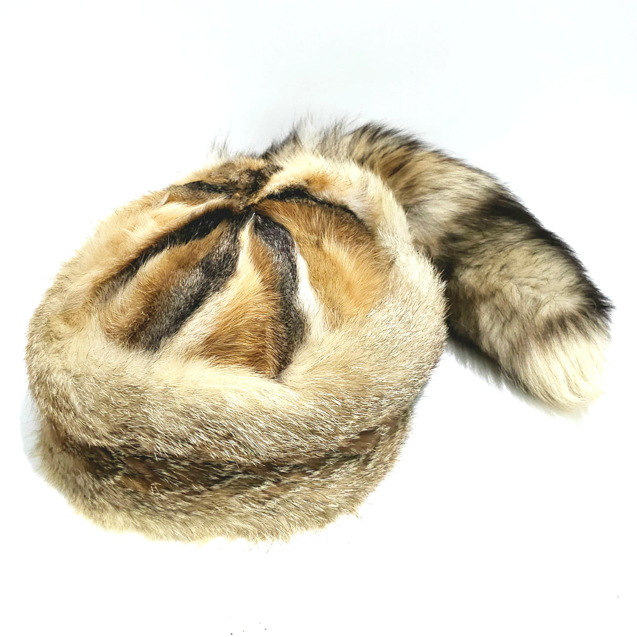 USHANKA-STYLE FOX FUR HAT.