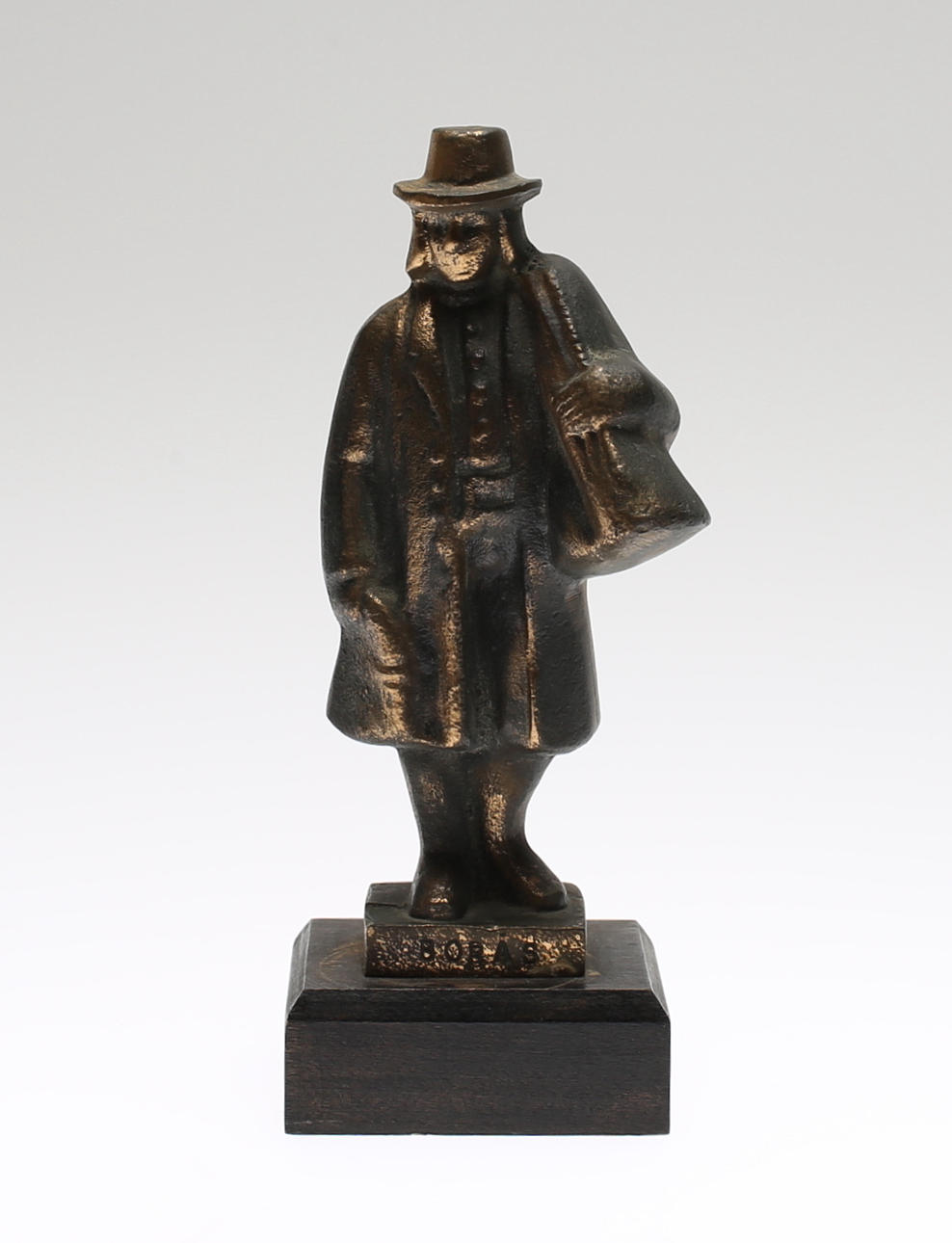 OKÄND KONSTNÄR. Skulptur, brons, föreställande knalle.