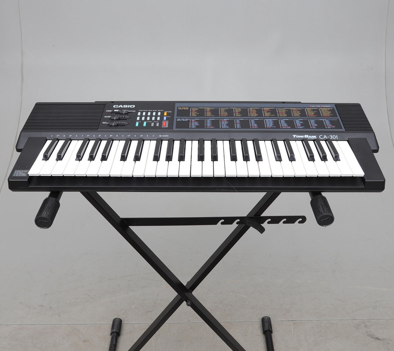 KEYBOARD, with stand. Casio CA-301. Collectables - Musical