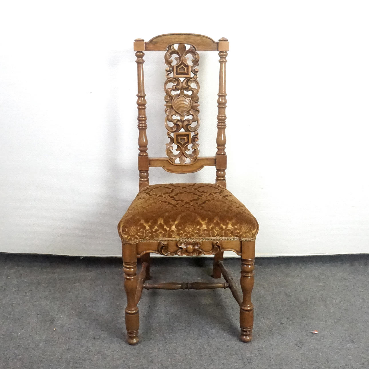 STOL, renæssancestil, 20. århundrede.