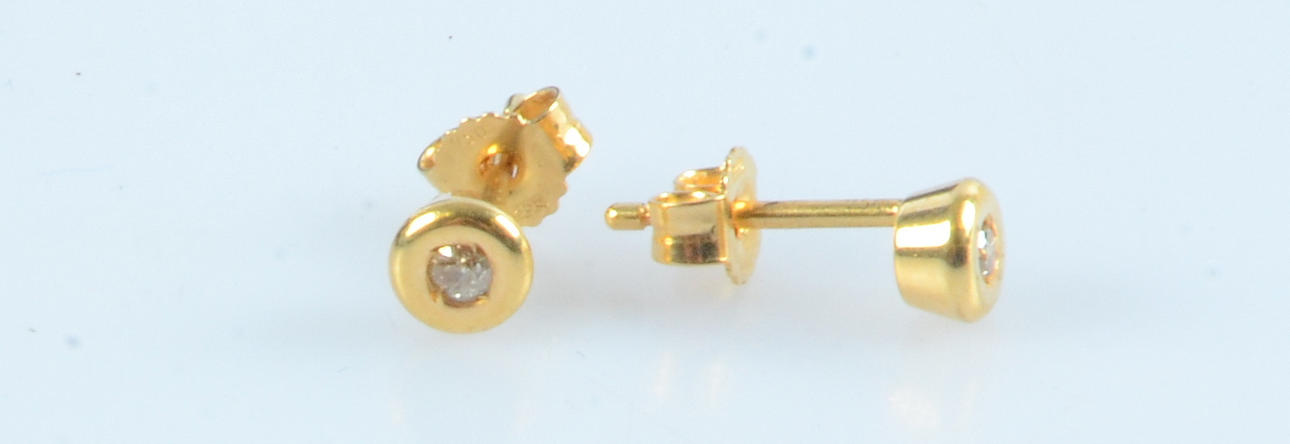 DIAMANTÖRHÄNGEN, 1-par, 18K.