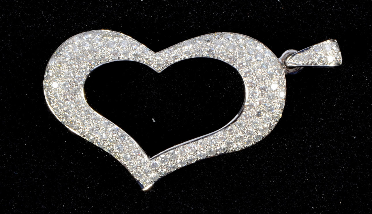 DIAMANTHJÄRTA, 18K, vitguld, tot 2,50ct.