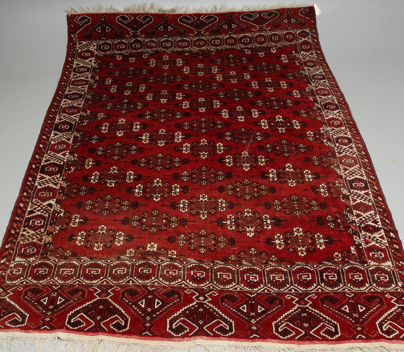 MATTA, orientalisk, ca 284 x 207 cm.