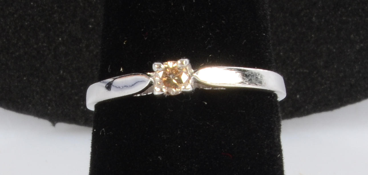 DIAMANTRING, 18K.