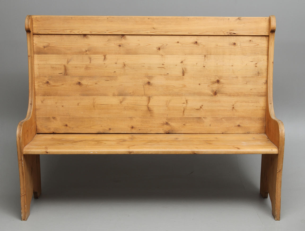 BÄNK, furu, allomge.