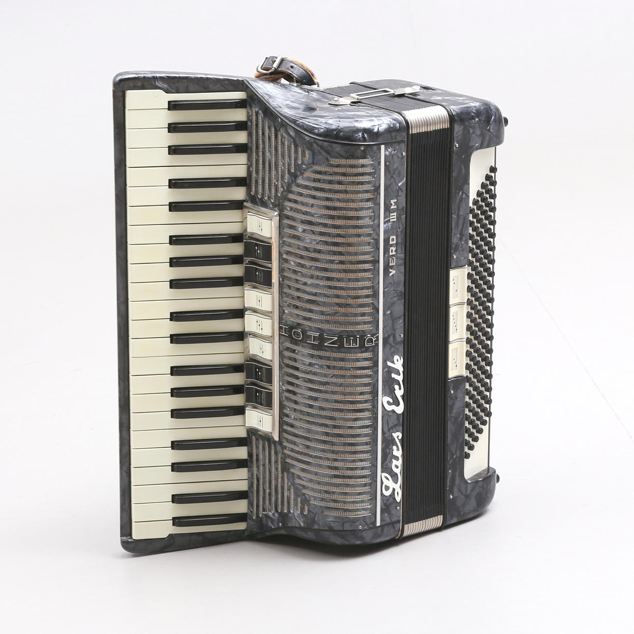 AKKORDEON, Verdi III M, Hohner.