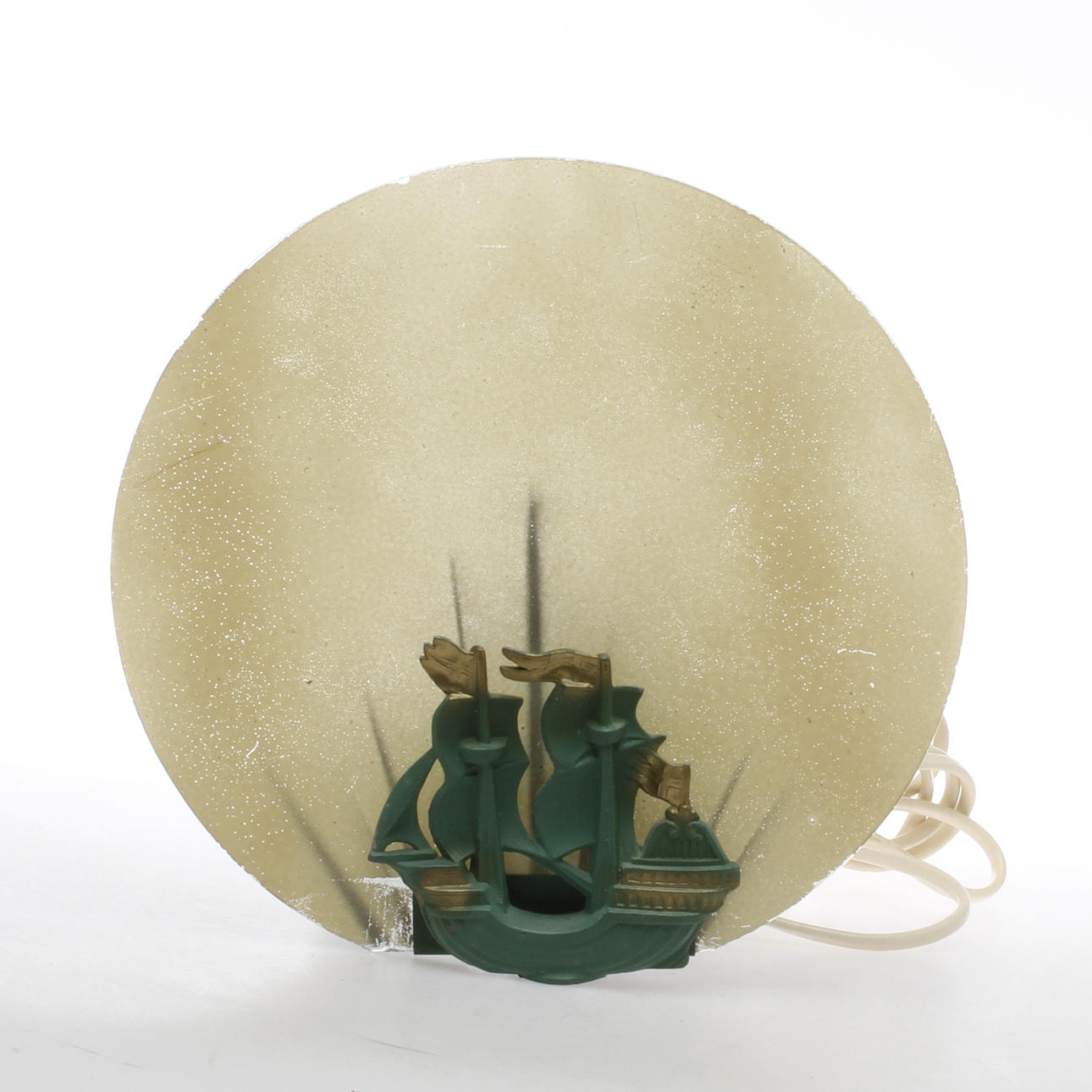 VÄGG LAMPA med dekor av skepp, glas och metall, 1900-tal.