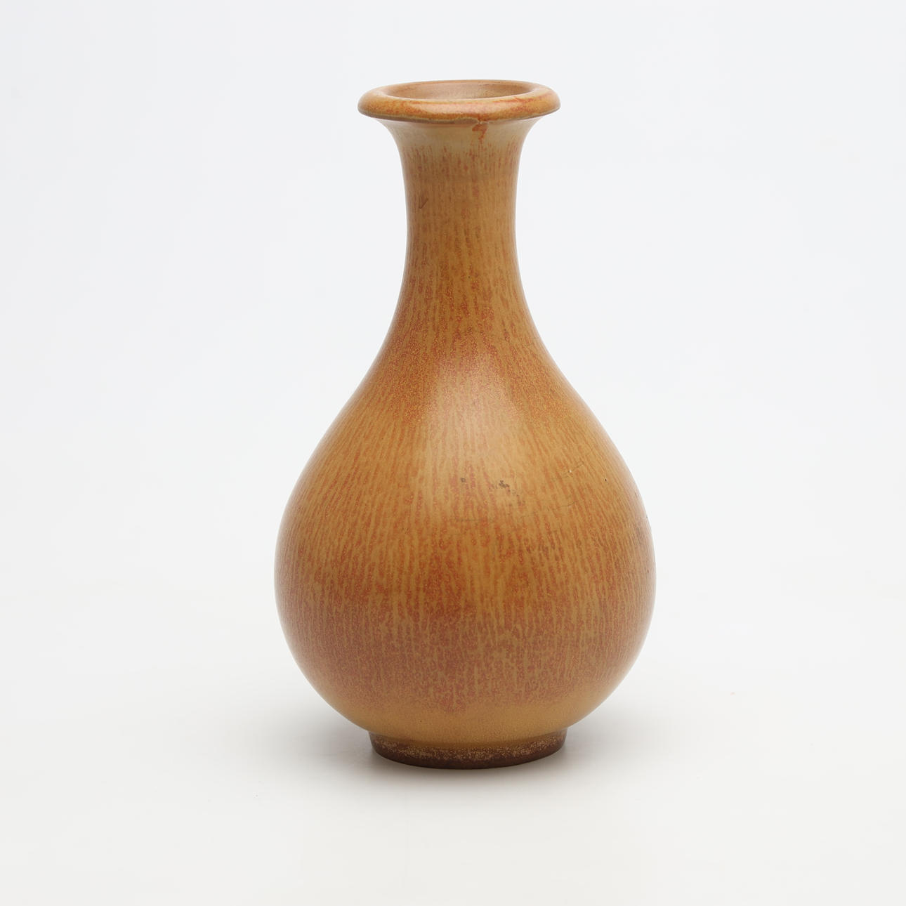 GUNNAR NYLUND. A ceramic vase, Rörstrand.