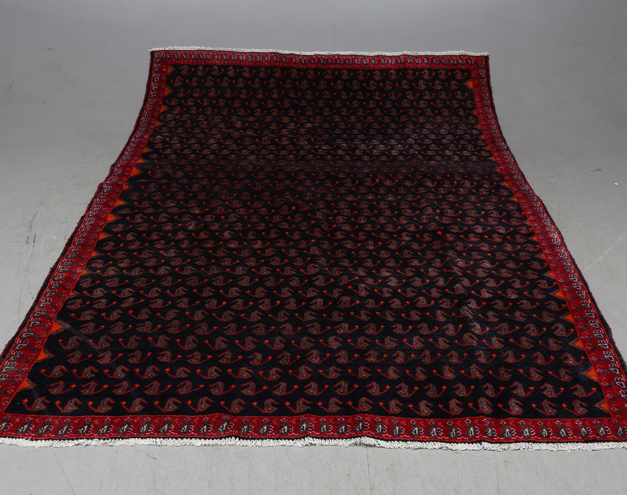 MATTA, persisk, ca. 305x203 cm.