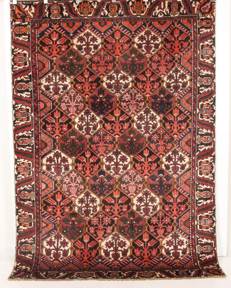 ORIENTALISK MATTA. Bakhtiar, 275 x 190 cm.
