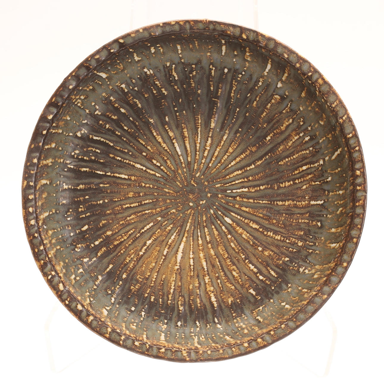 GUNNAR NYLUND. Fat, stengods, "Rubus", Rörstrand.