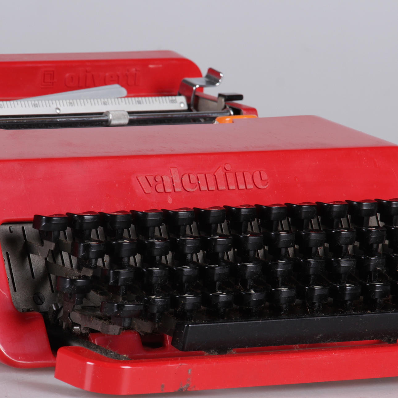 RESESKRIVMASKIN, Olivetti Valentine, Ettore Sottsass 1969.