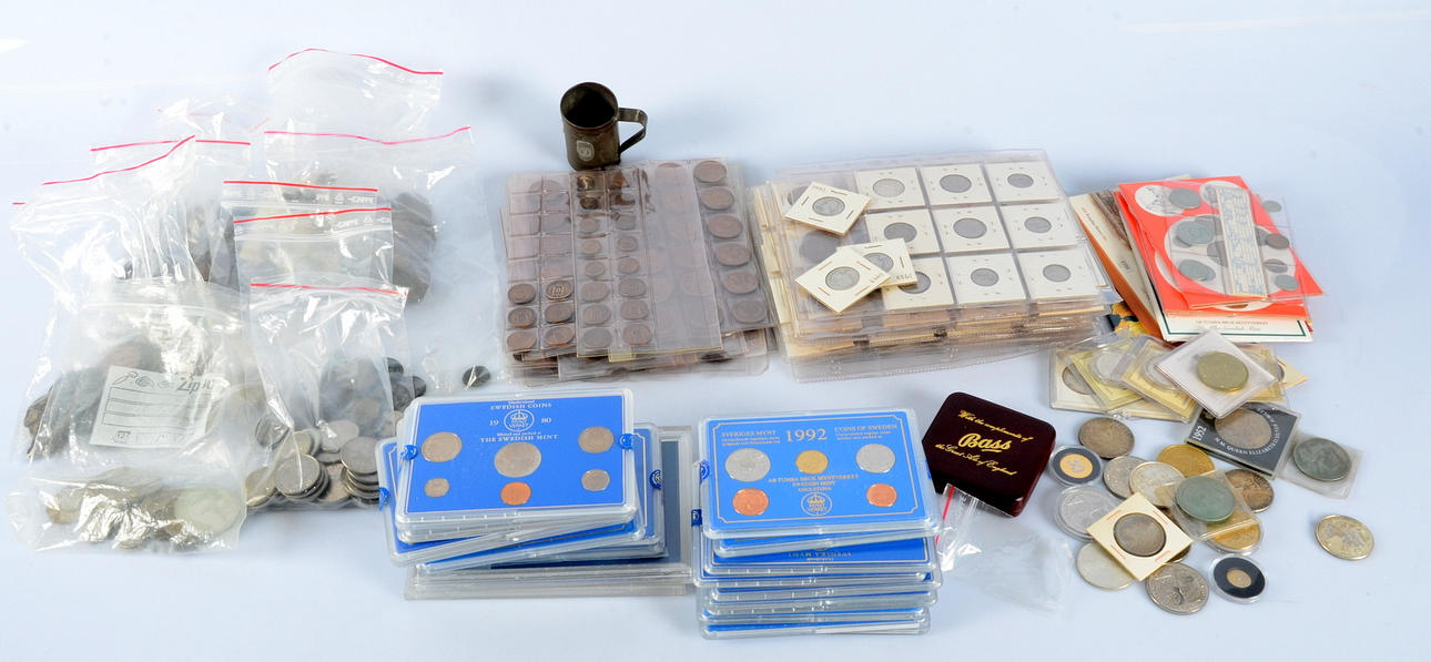 STÖRRE SAMLING MYNT, Hela världen.