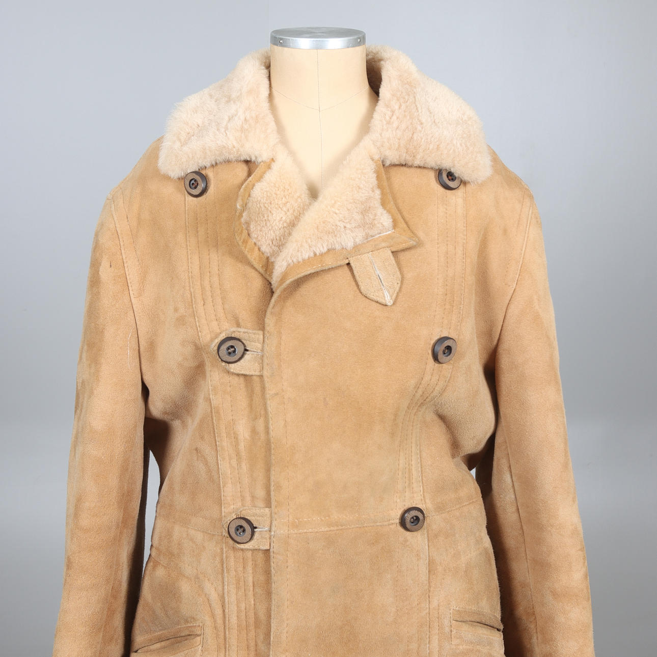 Zweireihiger Mantel, 20. Jahrhundert.