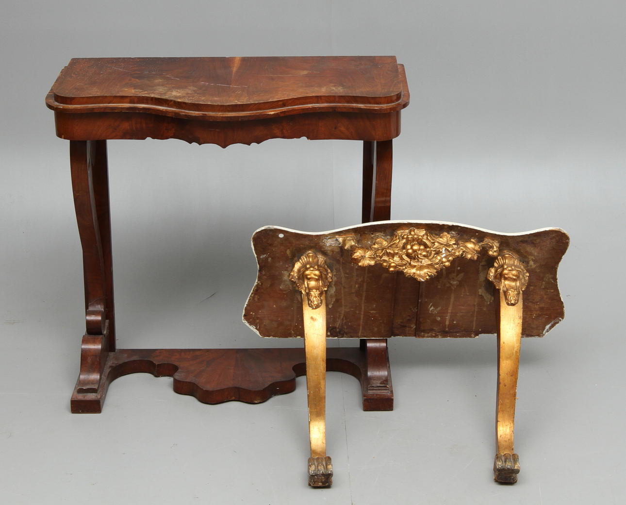 KONSOLBORD, 2 st, varav ett Karl Johan, 1800-tal.