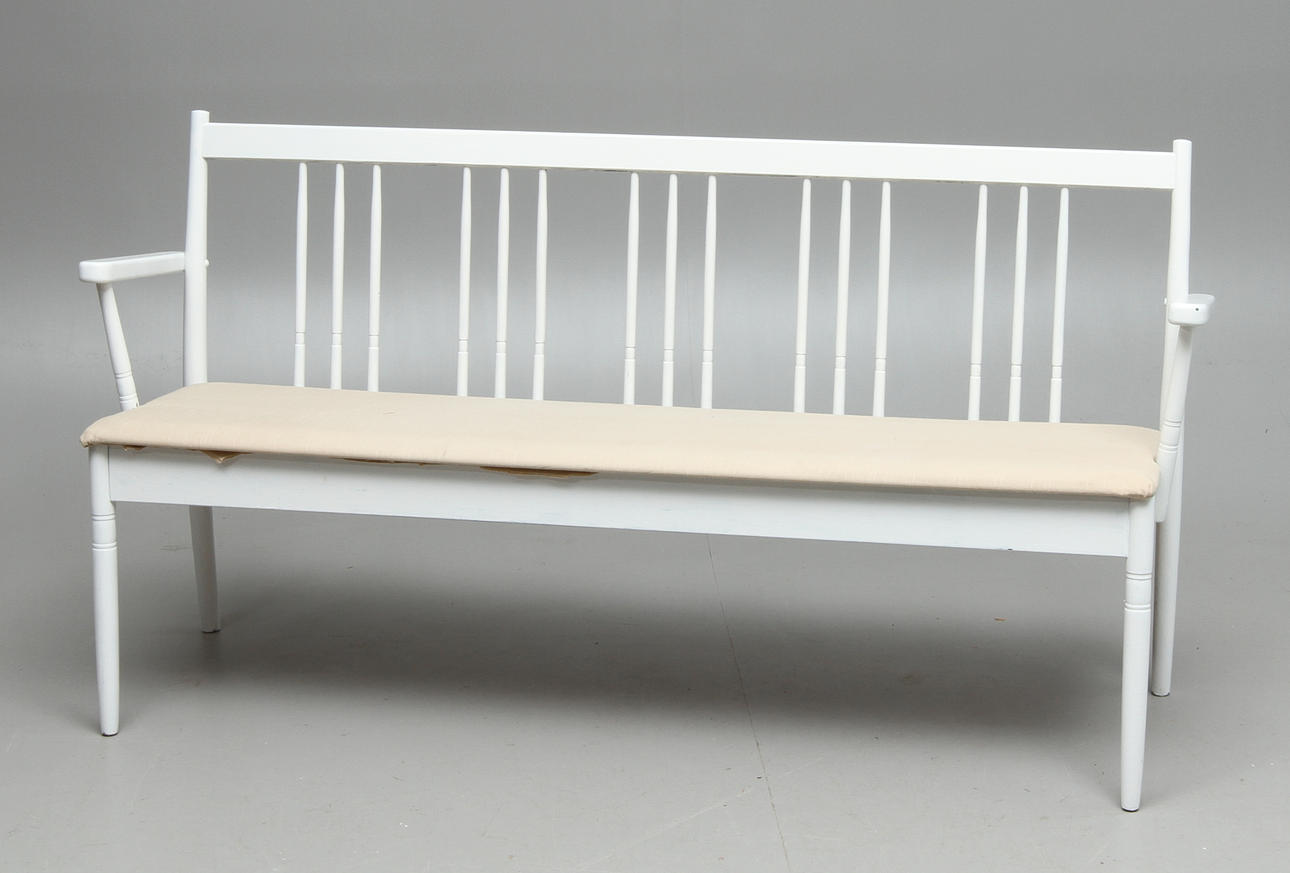 PINNSOFFA, vit, Edsbyverken, 1900-tal.