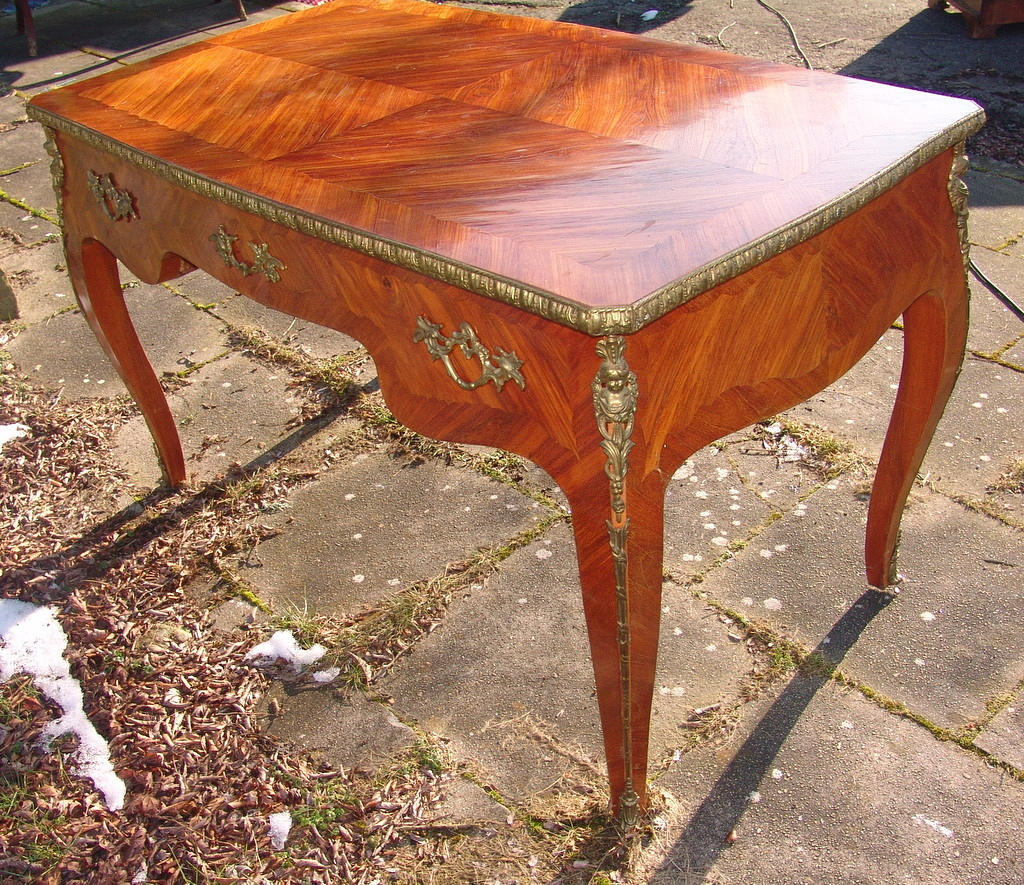 SKRIVBORD/BUREAU, rokoko.