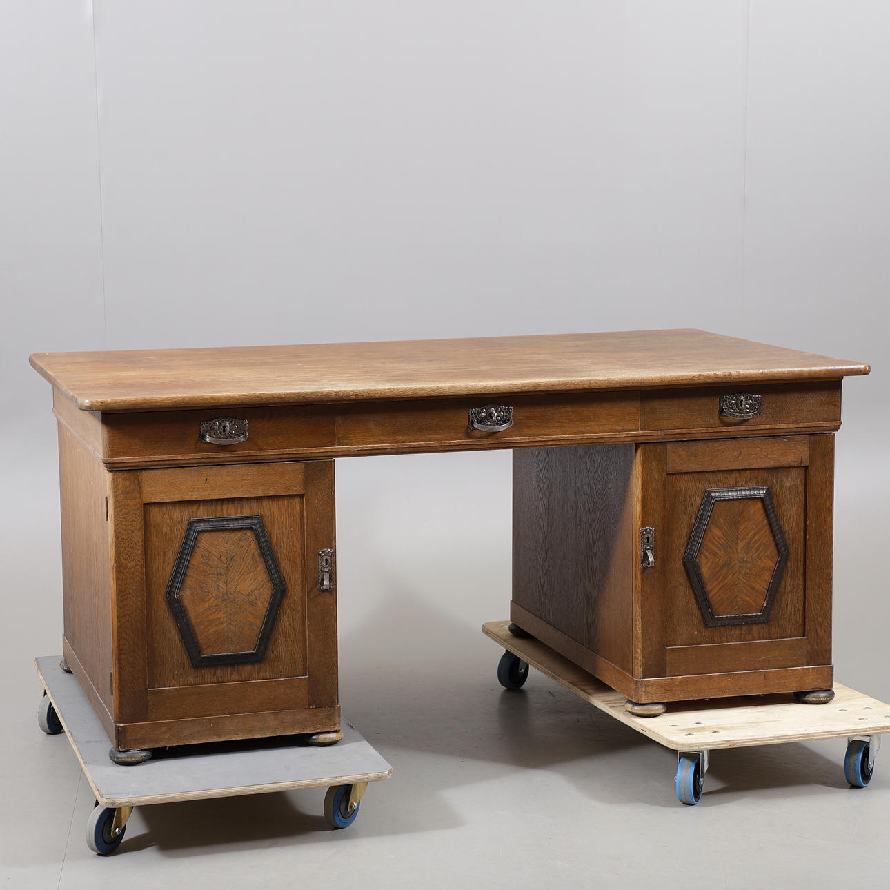 SKRIVBORD, Ek, 1920-tal.