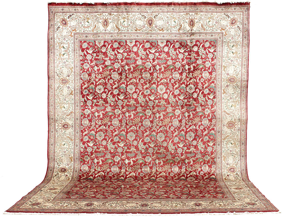 MATTA, persisk, figural Täbriz, (fine), signerad, 440 x 323 cm.