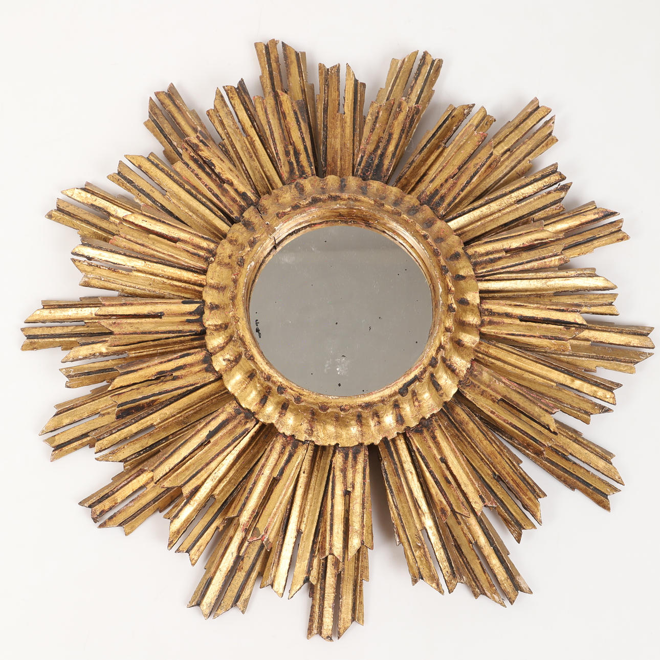 SOLSPEJL, forgyldt træ, Art Lloret, Spanien.