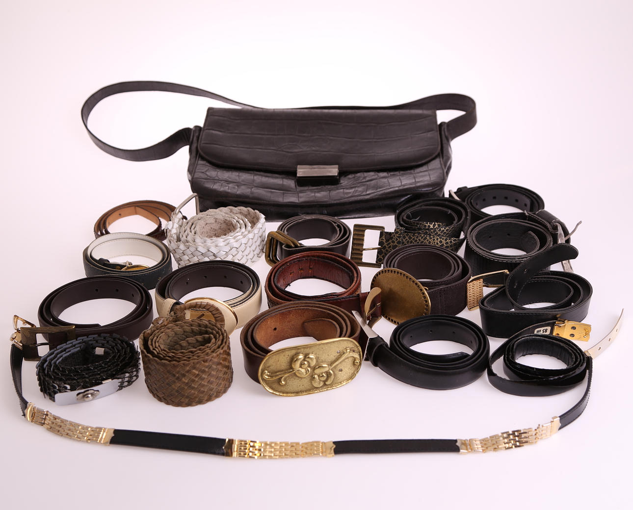 DAMVÄSKA, svart skinn, Betty Barclay + 18 st SKÄRP, 1900-tal.