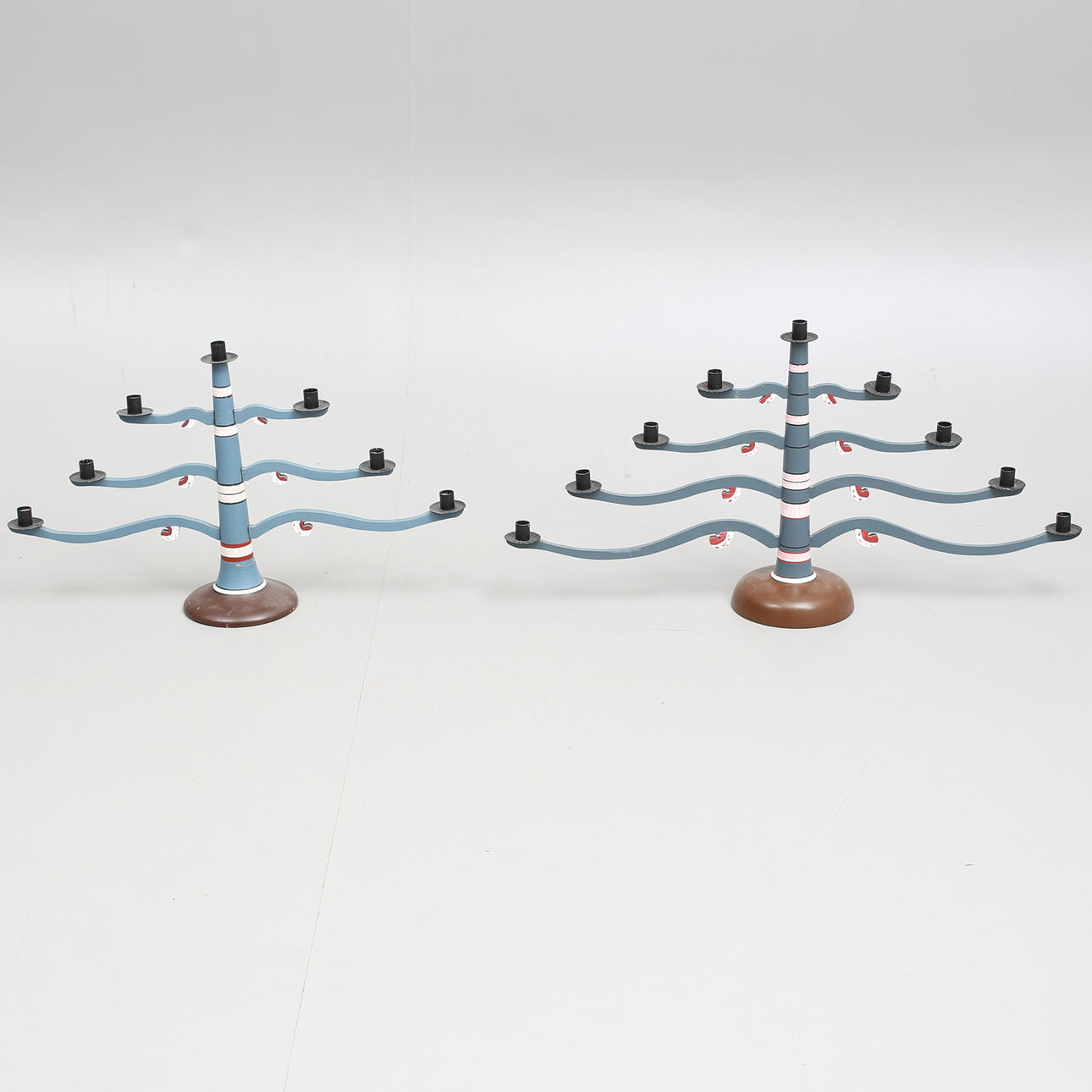 SKATELÖVSSTAKAR, 2 st.