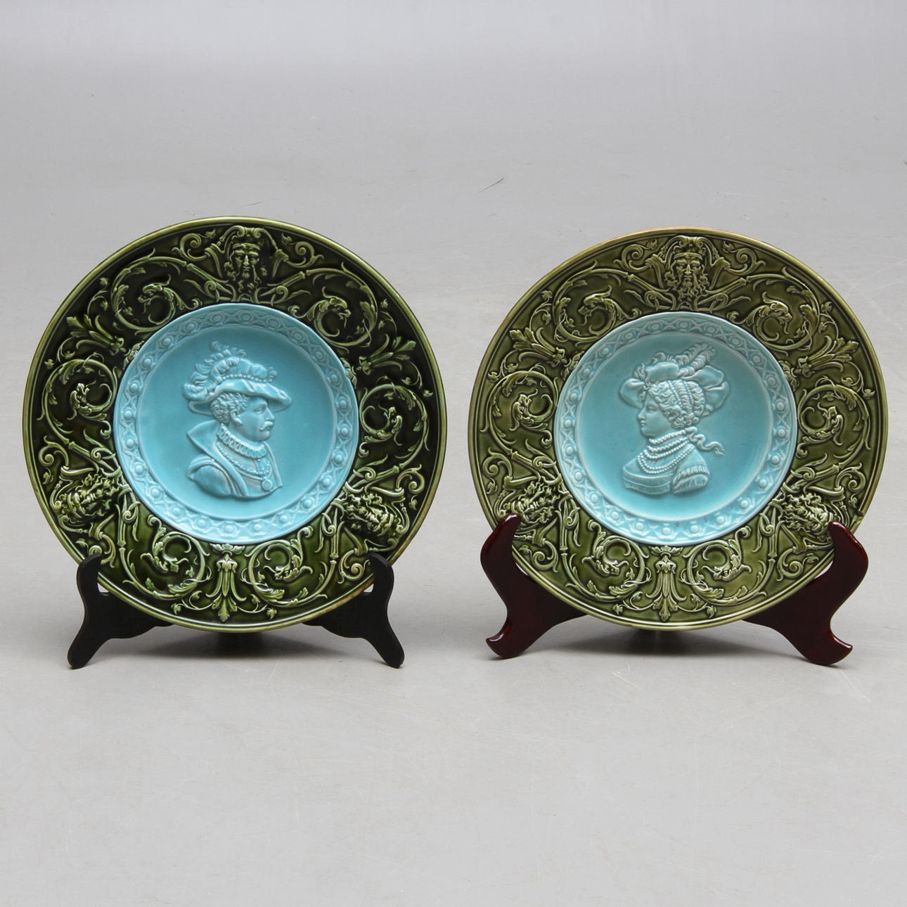 FAT, 2 st, majolika, Gustavsberg, 1800-talets slut.