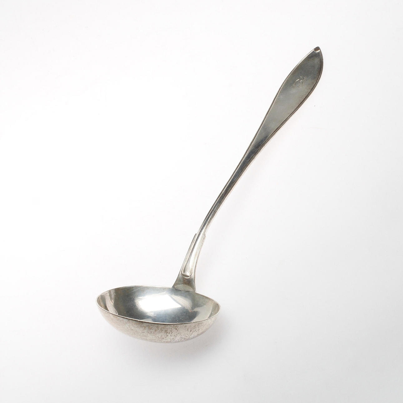 SOPPSLEV, silver, "Svensk spetsig", A/B Sam. Pettersson, Linköping 1920, vikt ca. 188 cm.