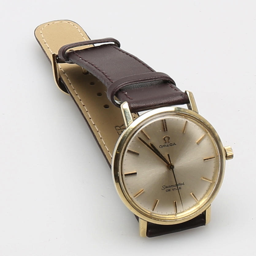 HERRARMBANDSUR, Omega Seamaster De Ville.