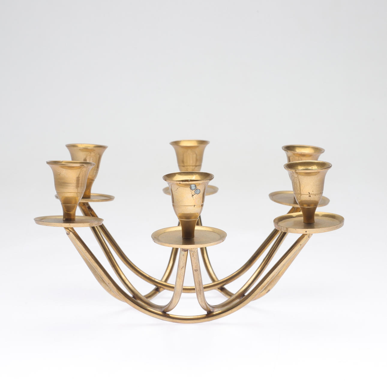 LJUSSTAKE, mässing, 1900-talets andra hälft.