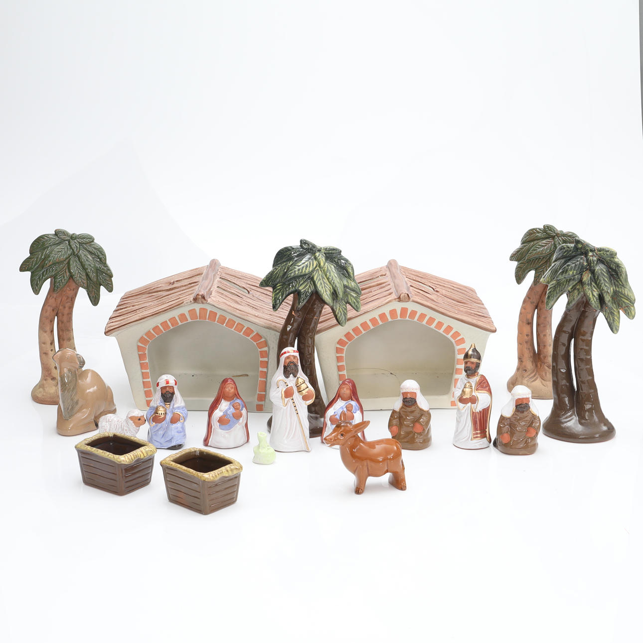 ROLF BERG. Julkrubba, Keramik, ca 18 delar.