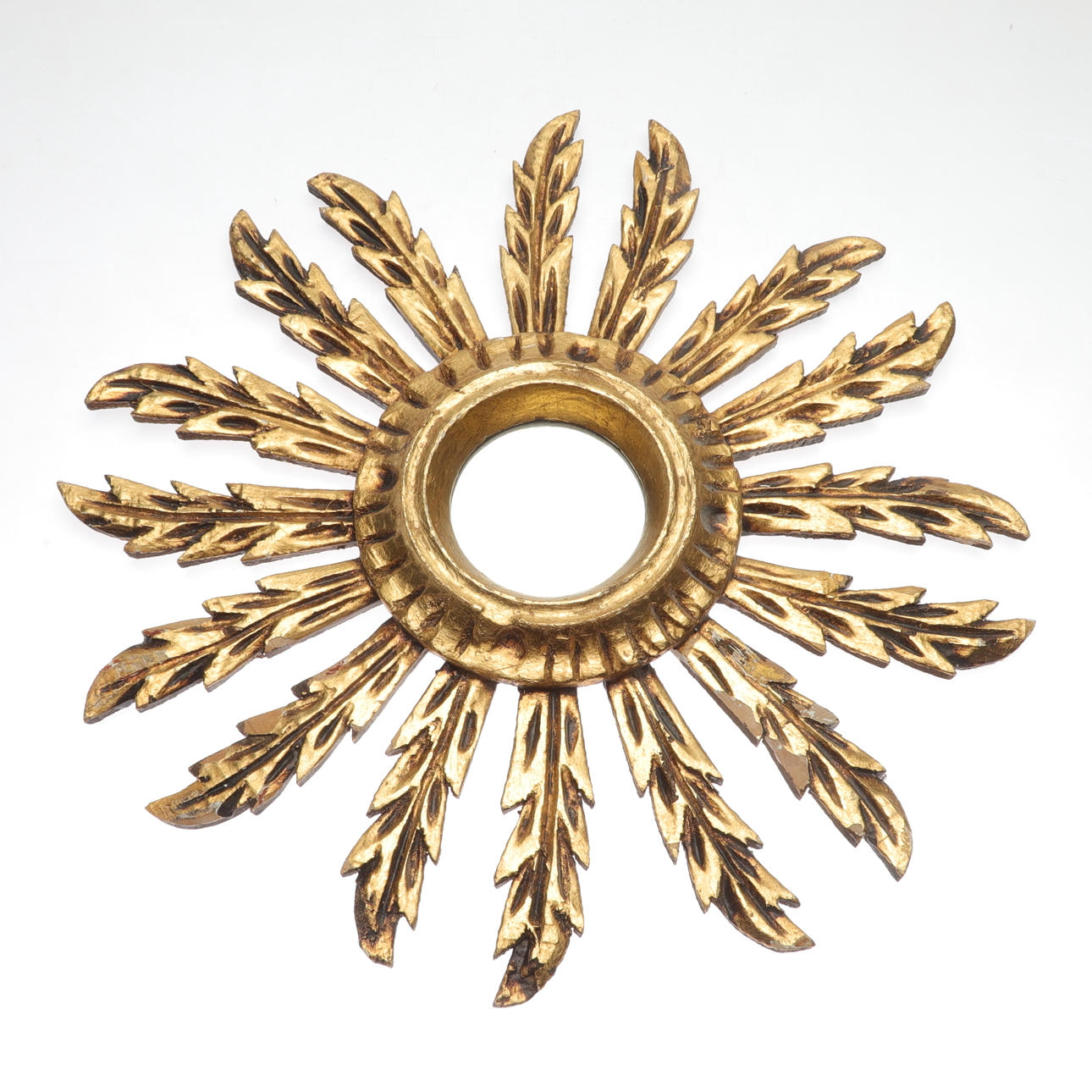 A sun mirror, gilt, 19th/21st century.