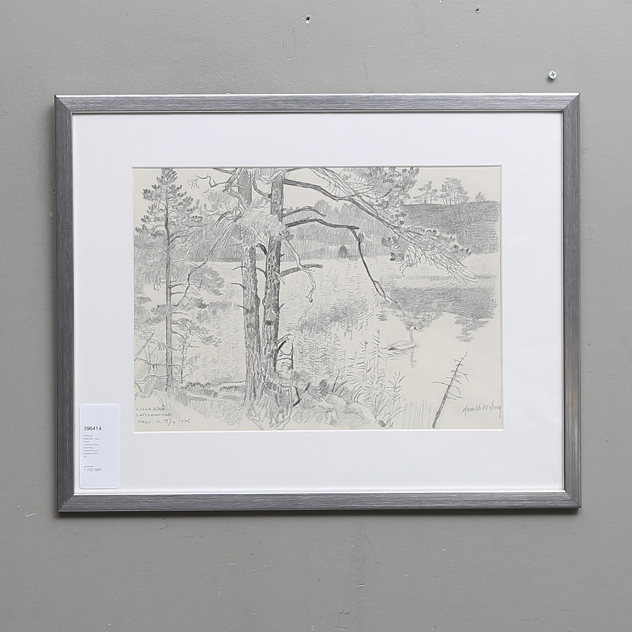 HARALD WIBERG. "Lilla Askö Loftahammar". Teckning, signerad och daterad 1975.