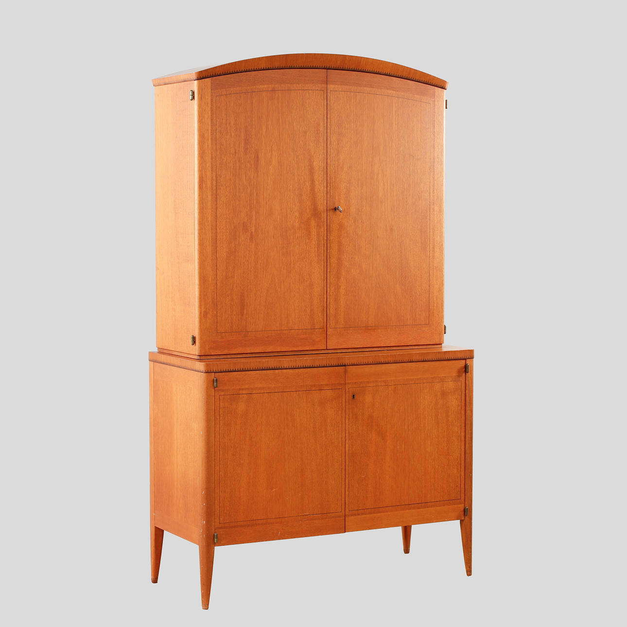 SALSKÅP, "Småland", Westbergs Möbler AB, Tranås.