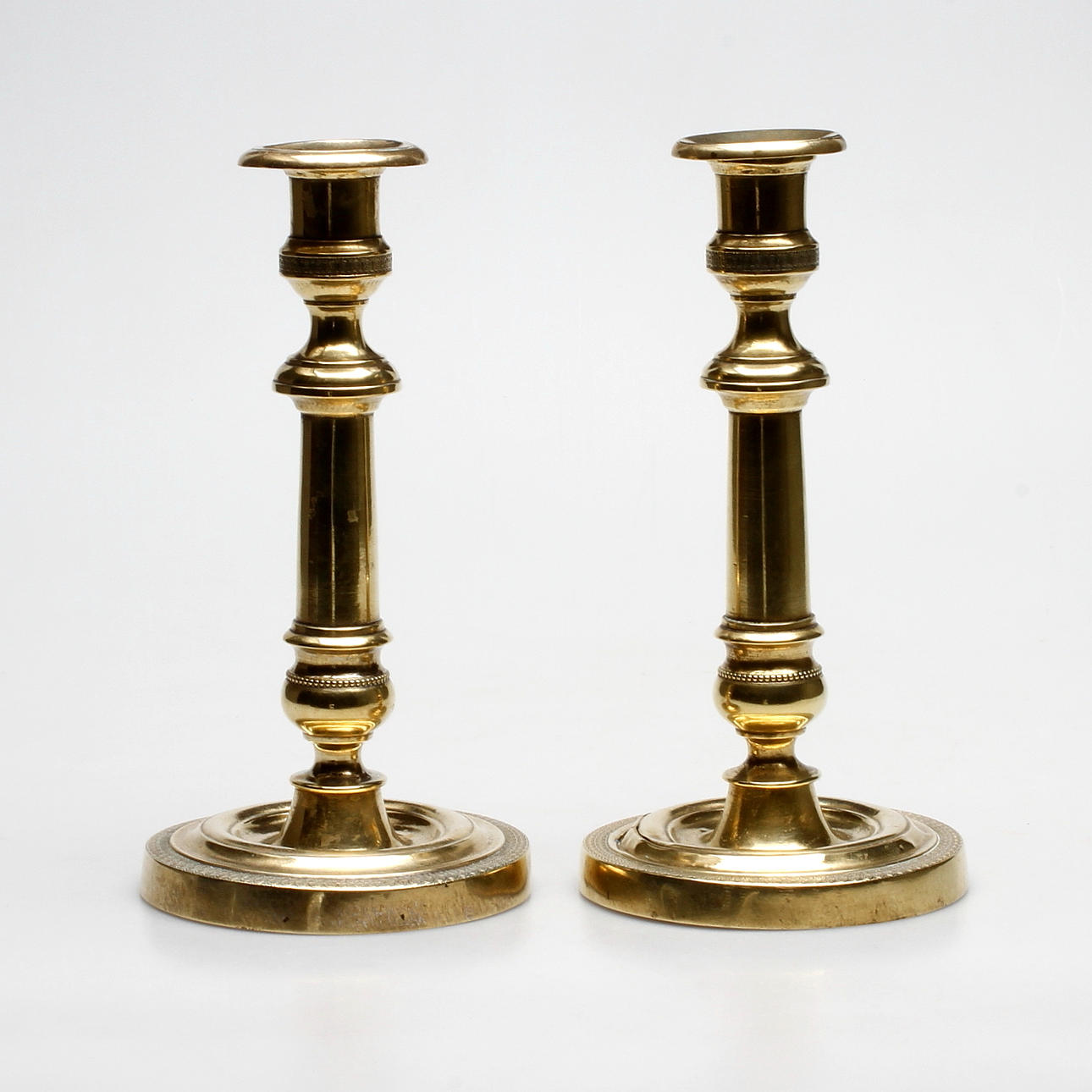 LJUSSTAKAR, ett par, mässing, senempire, Frankrike.