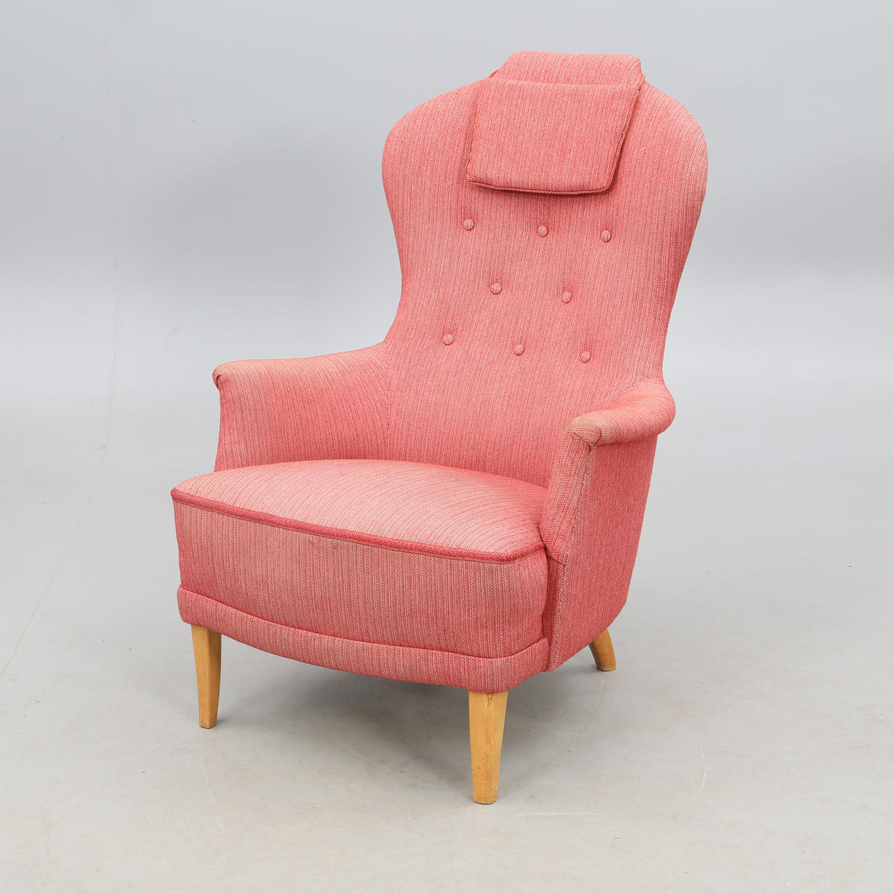 CARL MALMSTEN. FÅTÖLJ, " Farmor ".