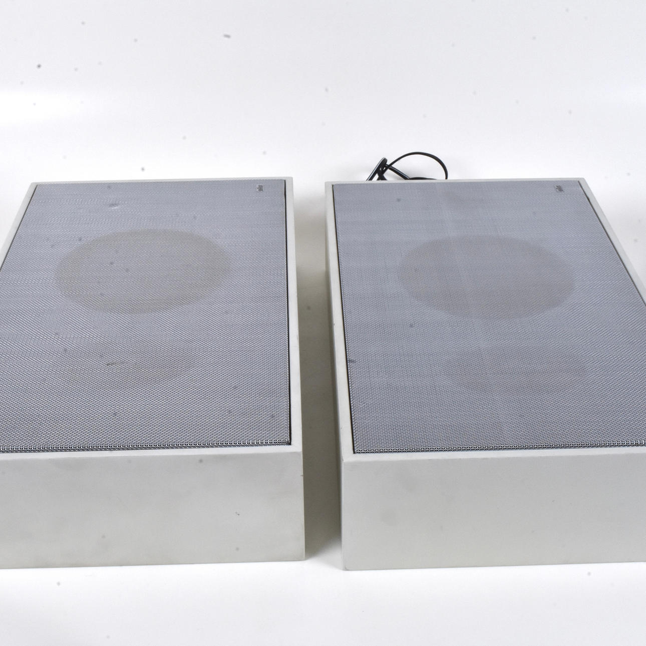 SPEAKERS, 1 pair Braun L470. Design by Dieter Rams. Miscellaneous