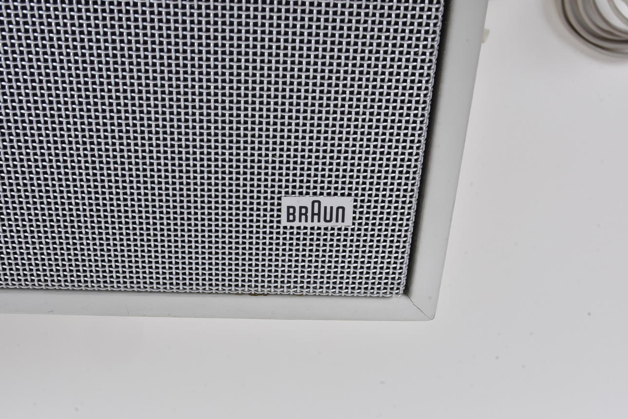 SPEAKERS, 1 pair Braun L470. Design by Dieter Rams. Miscellaneous