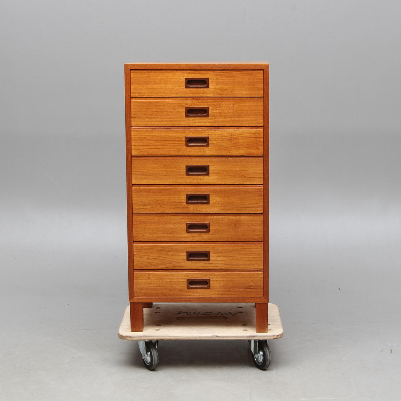 BYRÅ, teak, 1950/60--tal.